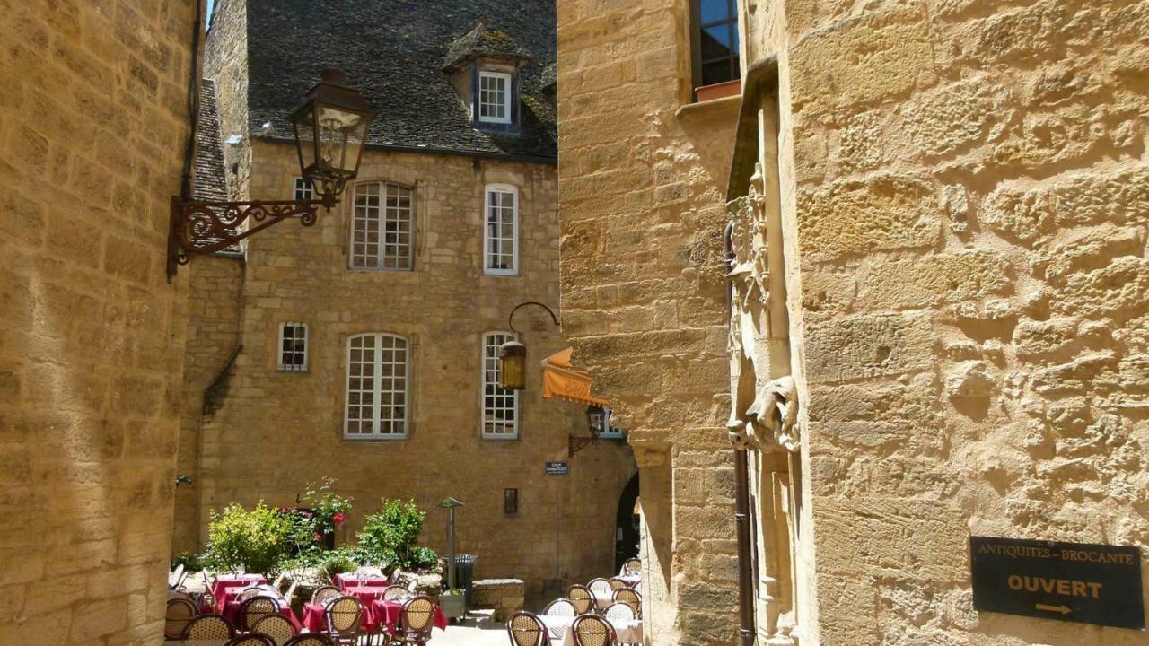 Le Perigord Apartment Sarlat-la-Caneda Bagian luar foto